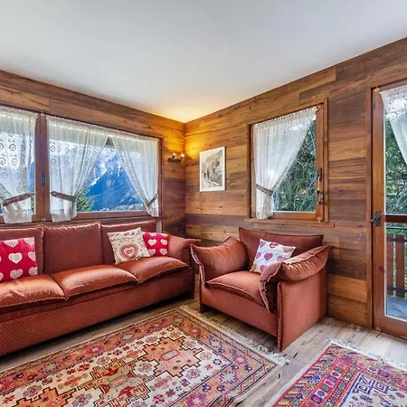 Apartment In Centro A Mont Blanc