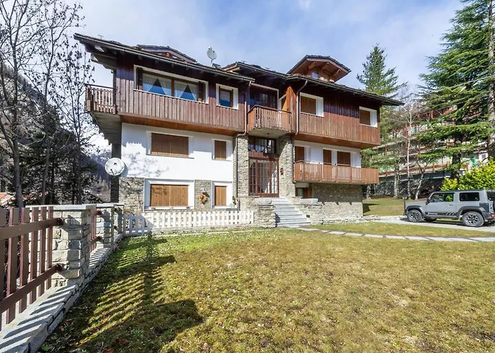 Apartment In Centro A Mont Blanc